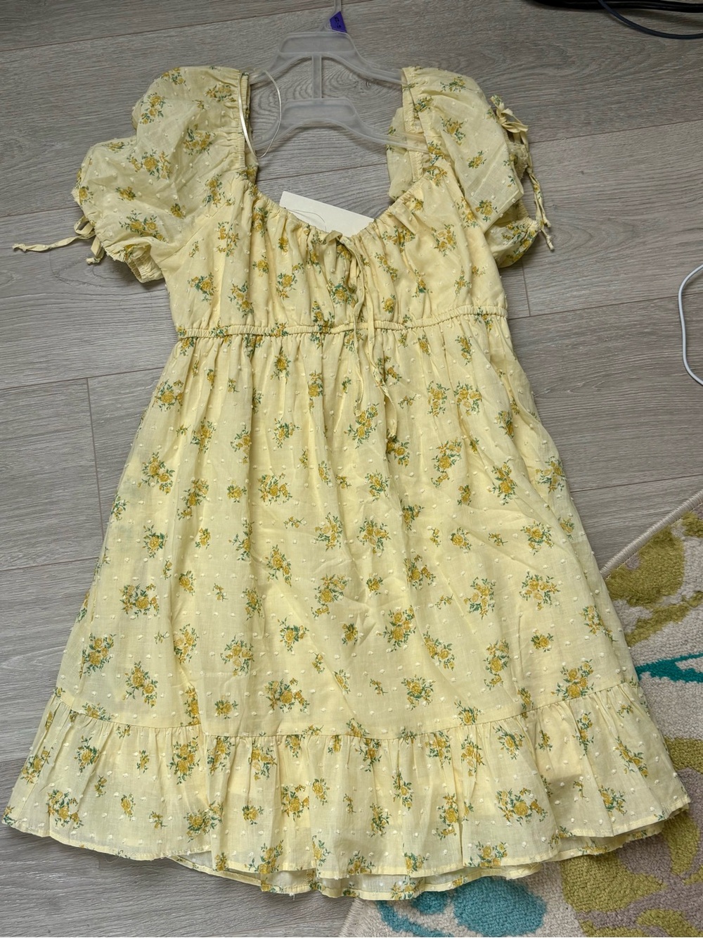 Juniors Yellow Floral Puff-Sleeve Dress